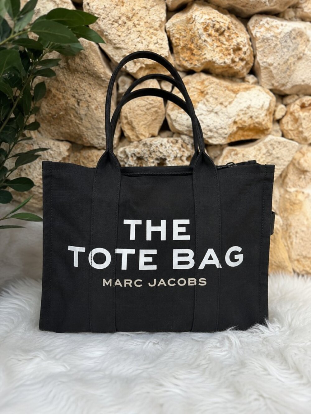 Marc Jacobs The Large Tote Bag Black Canvas M0016156 Zip Travel Work Tote